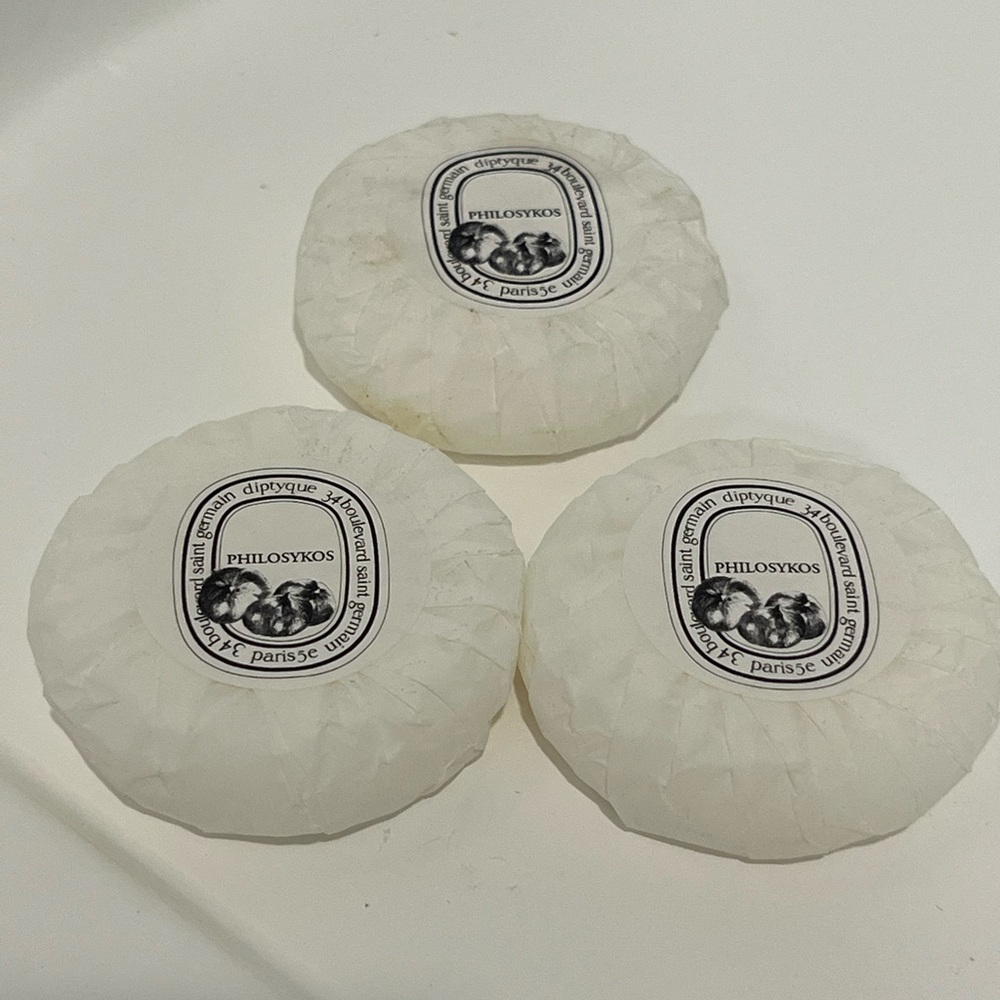 Diptyque Philosykos soap. Set of 3.
